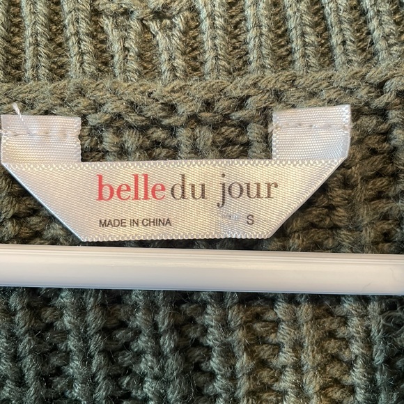 Belledu Jour distressed sweater size small - Picture 2 of 5